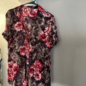 Ladies blouse / short sleeves